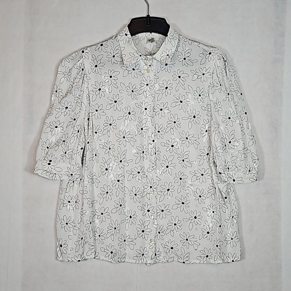 Vintage 70s White Floral Blouse Made in W. Germany Iridescent Daisy Print Sz 18